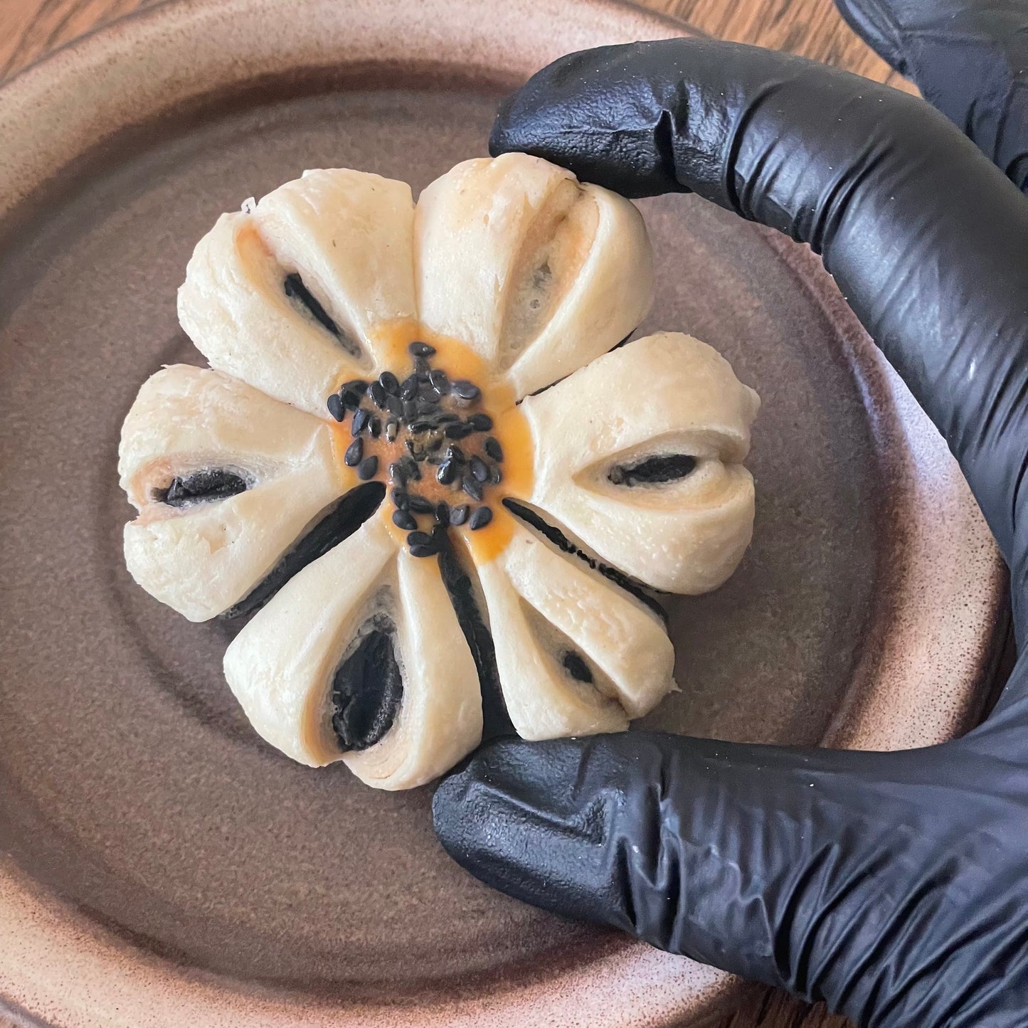 Black Sesame Flower Pastry