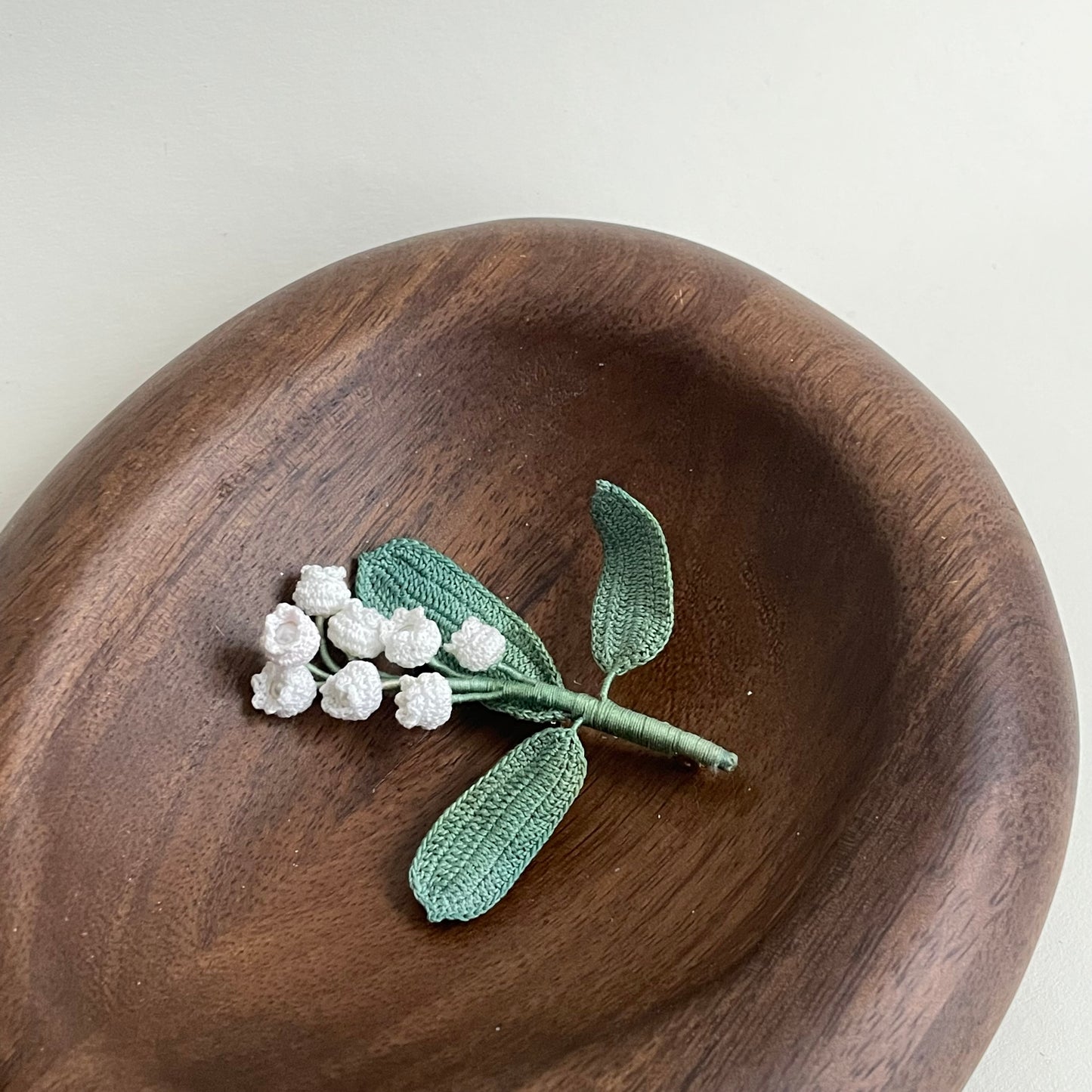 Lily of the valley Broche