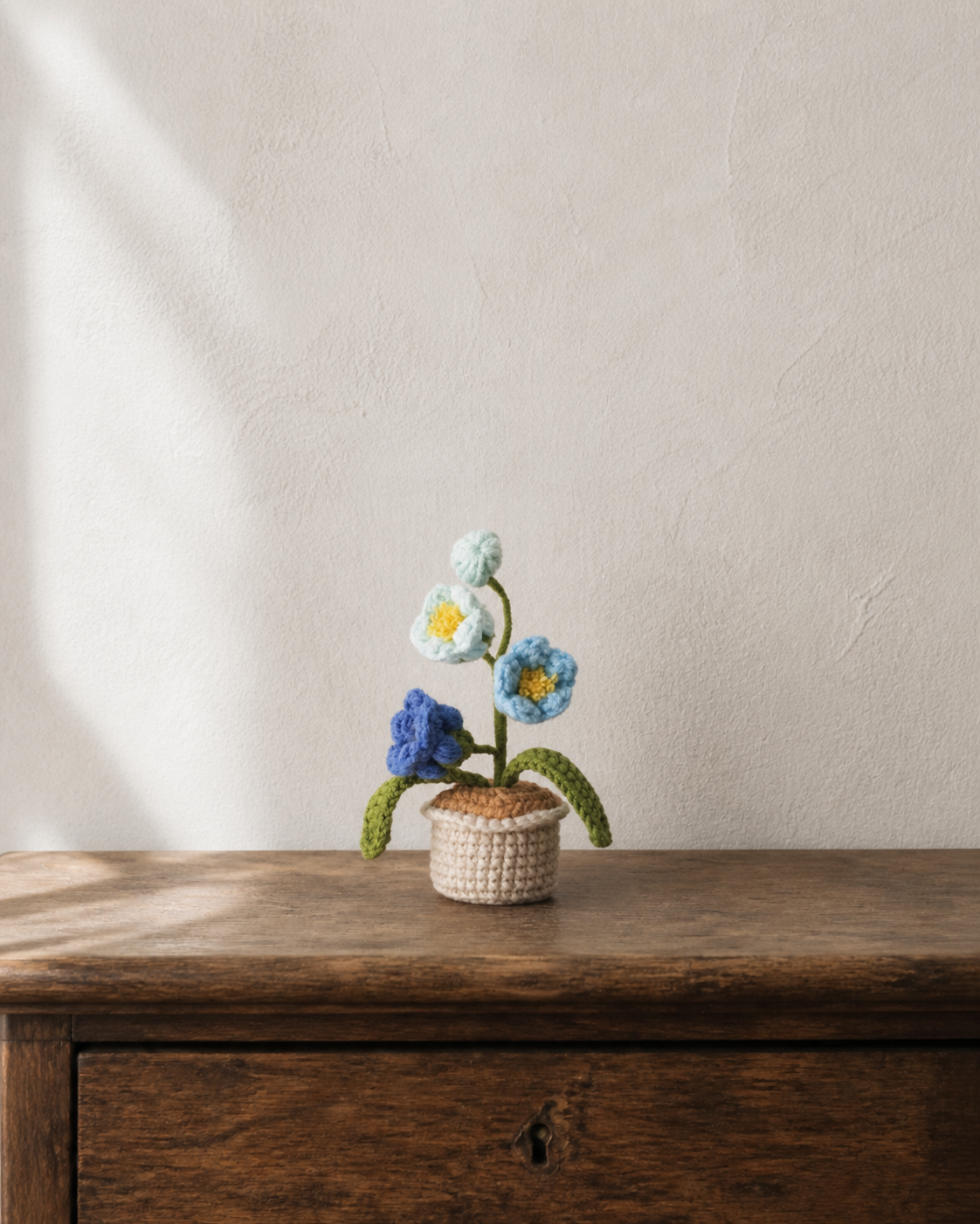Blue Blossom Magnetic Mini Potted Plant