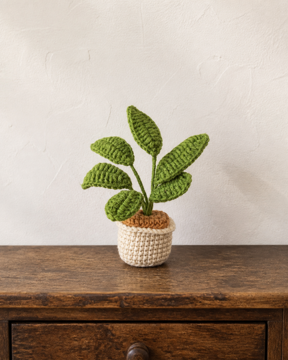 Green Leaf Magnetic Mini Potted Plant