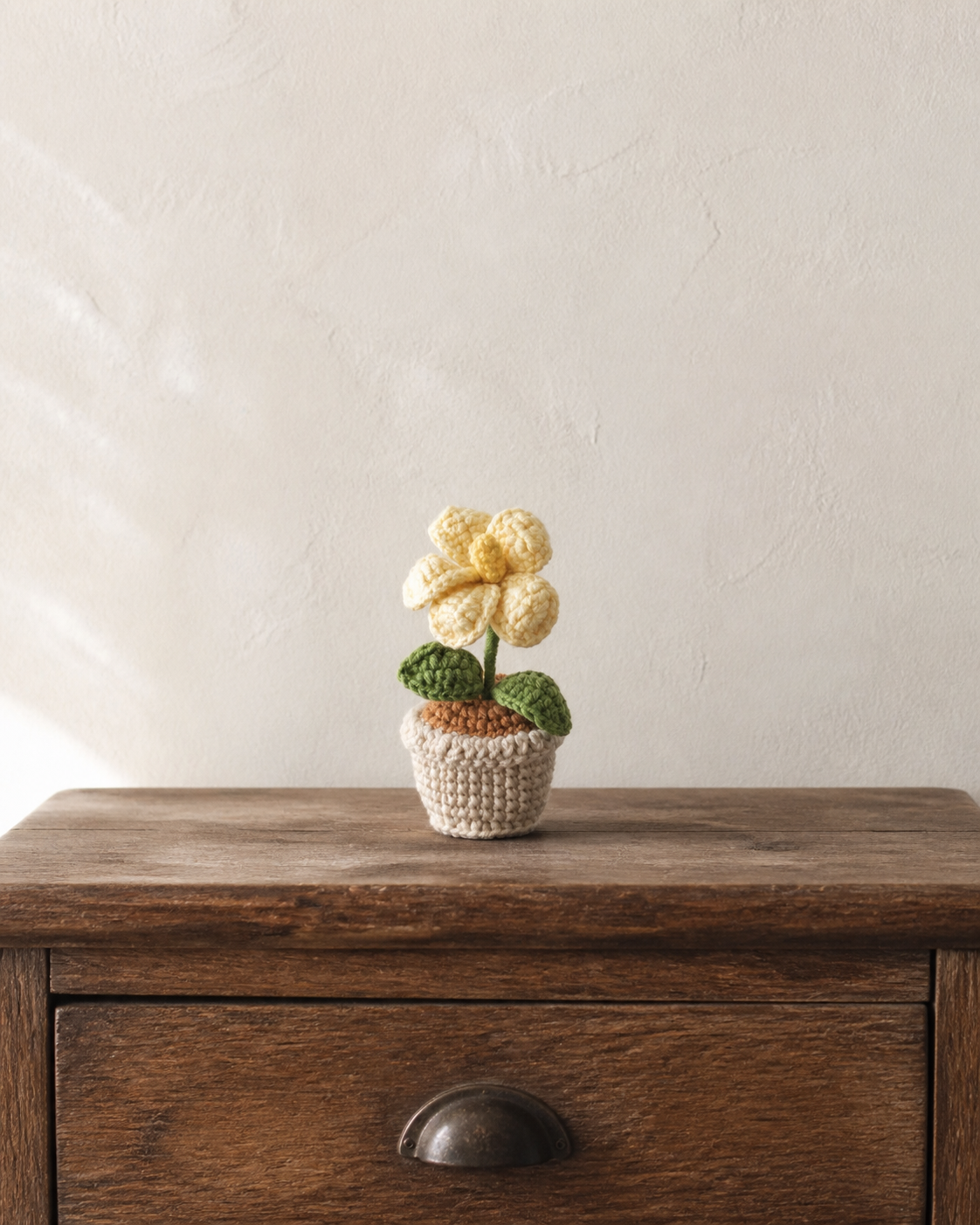 Five-Petal Flower Magnetic Mini Potted Plant